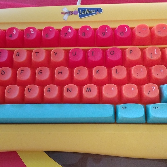 KidzMouse Keys Kid Friendly Computer Keyboard - Picture 4 of 14